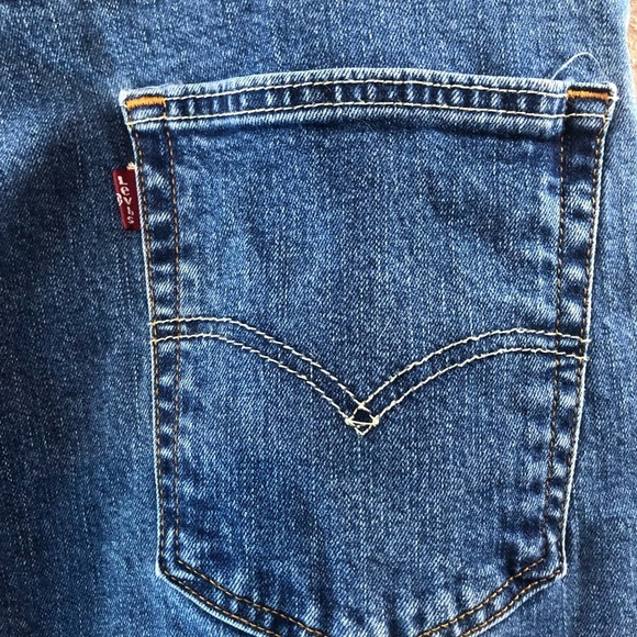 Levi's 514 Jeans straight-fit Relaxed Medium Wash - Picture 6 of 8
